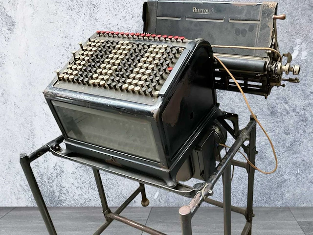 Antique burroughs typewriter machine - afbeelding 1 van  10