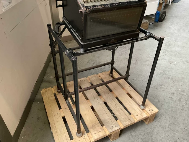 Antique burroughs typewriter machine - afbeelding 6 van  10