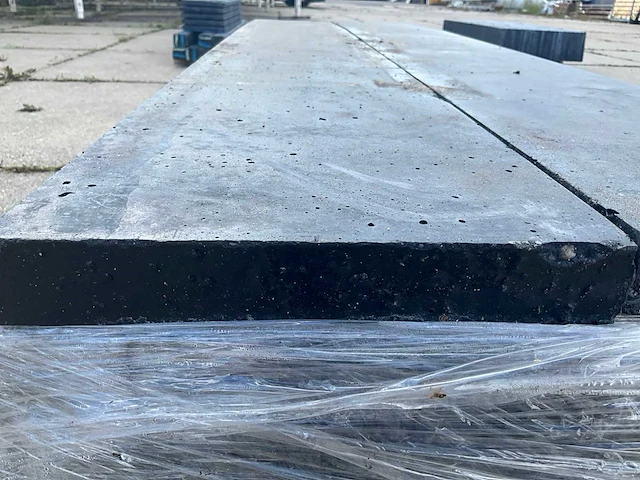 Antraciet gecoat beton onderplaat (16x) - afbeelding 6 van  6