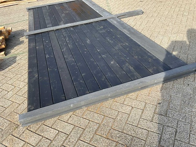 Antraciet hout-beton schutting – 34,5 meter x 205 cm - afbeelding 4 van  7