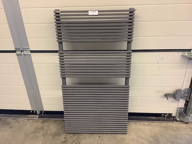 Antrax it - radiator 60x115 cm - afbeelding 1 van  2