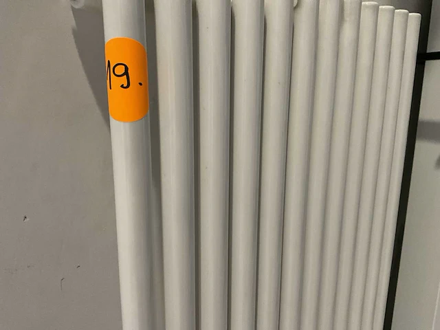 Antrax it designradiator 45x140 cm - afbeelding 2 van  4