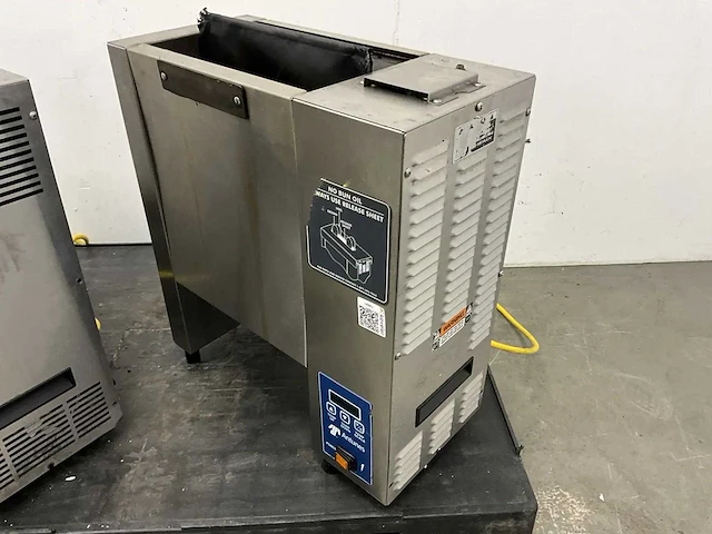 Antunes - vct-20000hi - vertical contact toaster (2x) - afbeelding 4 van  8