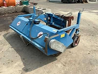 Ap machinebouw 2003 vhz 2750 hh pc straatveegmachine - afbeelding 1 van  24