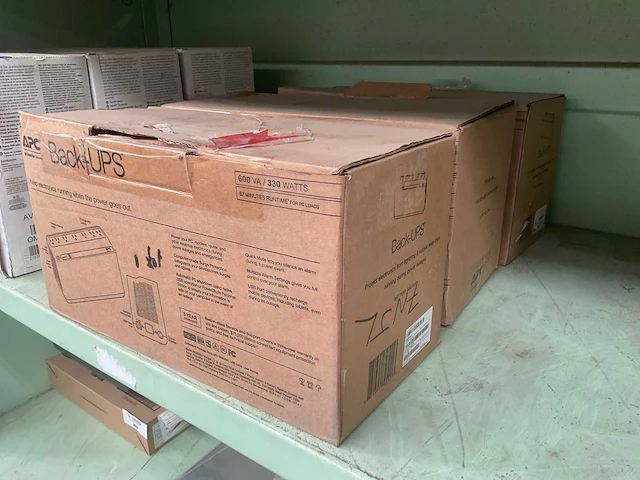 Apc 600 va/330 watts power supply (3x) - afbeelding 3 van  3