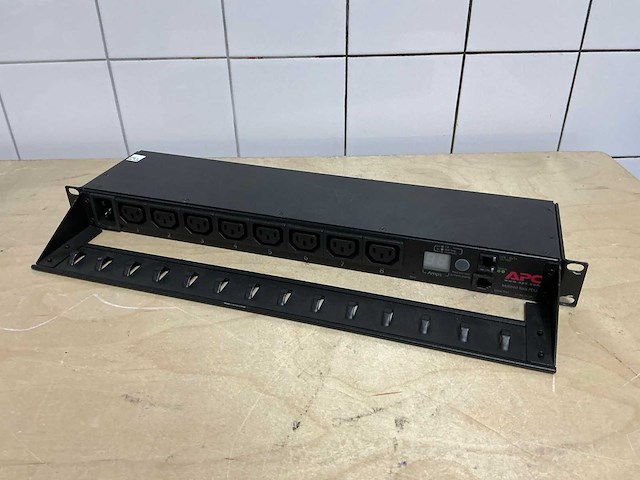 Apc ap7821 pdu - afbeelding 1 van  2