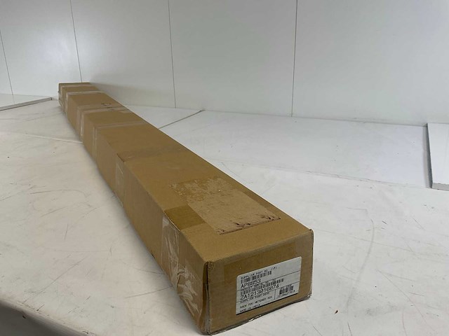 Apc (ap8853) metered pdu rack 32a (new) - afbeelding 9 van  9