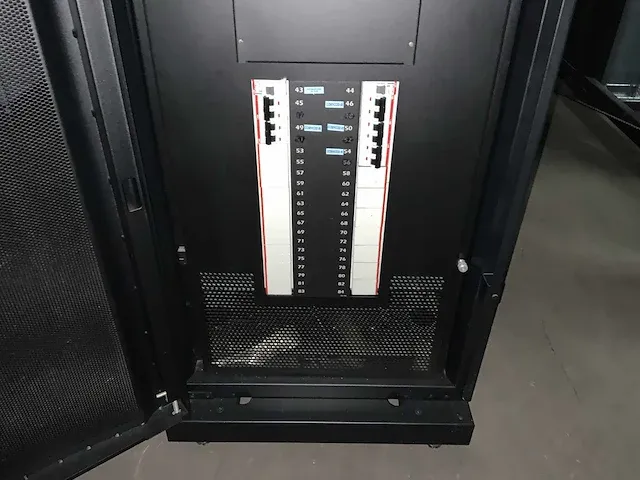 Apc infrastructure psx noodstroomvoorziening - afbeelding 5 van  7