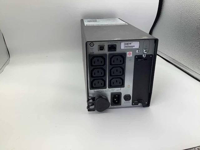 Apc smart 750 ups - afbeelding 4 van  4