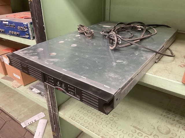 Apc smart-ups power supply - afbeelding 2 van  4