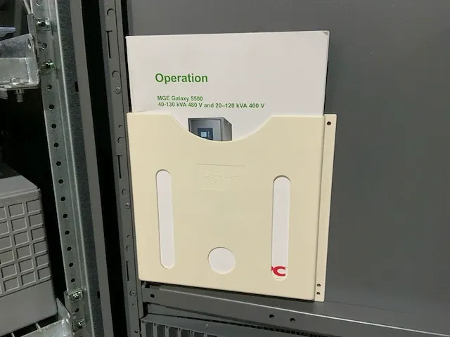 Apc/schneider mge galaxy 5500 driefasen stroombeveiliging “100 kva” - afbeelding 9 van  20