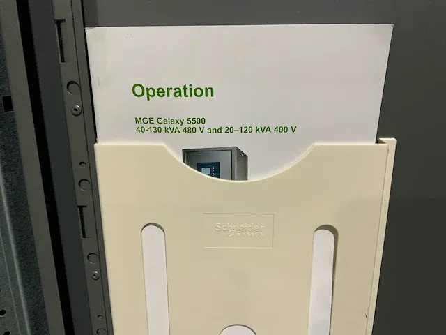 Apc/schneider mge galaxy 5500 driefasen stroombeveiliging “100 kva” - afbeelding 10 van  22