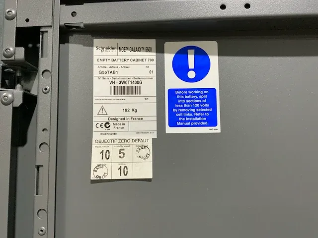 Apc/schneider mge galaxy 5500 driefasen stroombeveiliging “100 kva” - afbeelding 11 van  22