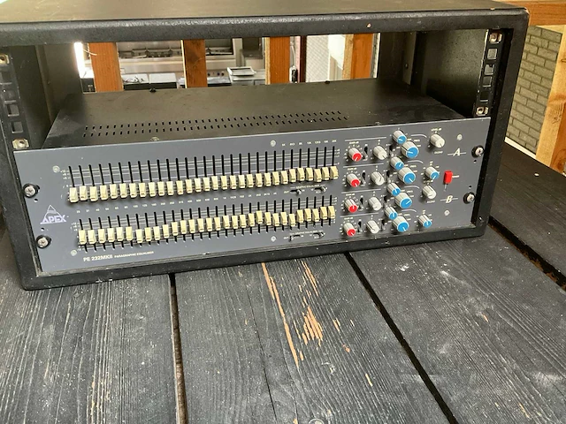Apex pe 232mkii versterker - afbeelding 1 van  2