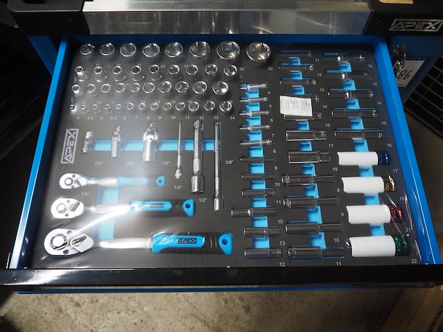 Apex - afbeelding 12 van  15