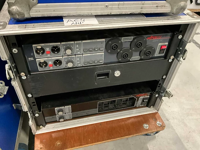 Apogee ae-4 luidspreker-set met versterker - afbeelding 5 van  6