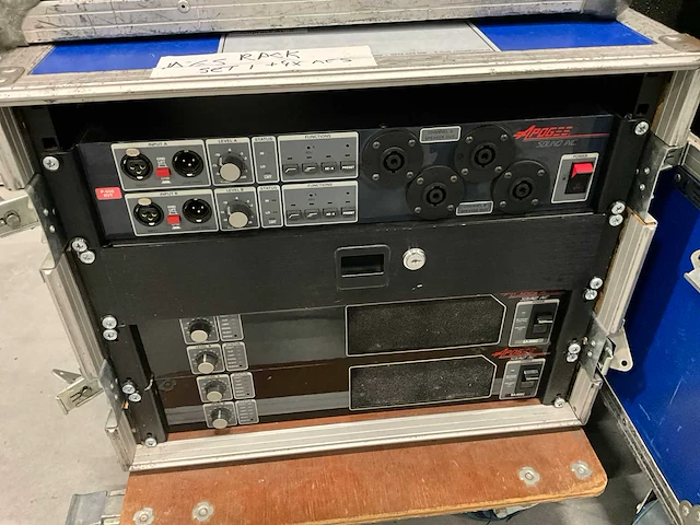 Apogee ae-5 luidspreker-set met versterker - afbeelding 6 van  8