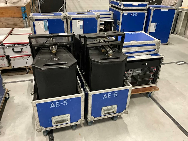 Apogee ae-5 luidspreker-set met versterker - afbeelding 1 van  8