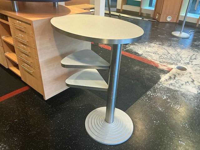 Apotheek interieur winkel toonbank - afbeelding 12 van  54