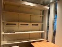 Apotheek interieur winkel toonbank - afbeelding 26 van  54