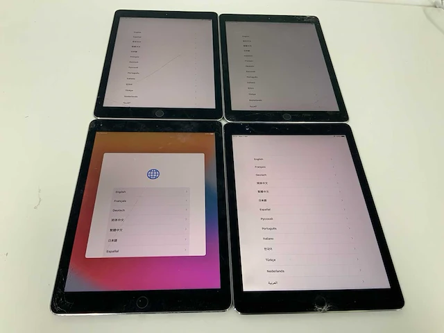 Apple - 9.7-inch ipad pro(2016) wifi + cellular 32gb space gray (4x) - afbeelding 1 van  3