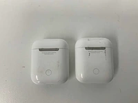 Apple - airpods 2, with charging case - mv7n2zm/a (2x) - afbeelding 2 van  2