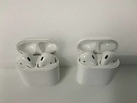 Apple - airpods 2, with charging case - mv7n2zm/a (2x) - afbeelding 1 van  1