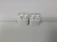 Apple - airpods 2, with charging case - mv7n2zm/a (2x) - afbeelding 1 van  1