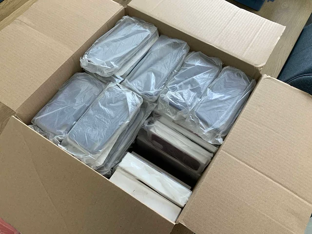 Apple - diverse iphone 11/12/13/14/xs hoesjes (88x) - afbeelding 2 van  3