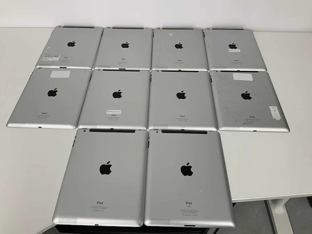 Apple - ipad 2 16gb black/white & ipad4 32gb black fmi (10x) - afbeelding 3 van  3