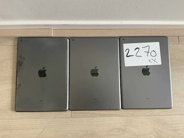 Apple - ipad 2020 8e gen. 32gb wifi a2270 - tablet (3x) - afbeelding 4 van  5