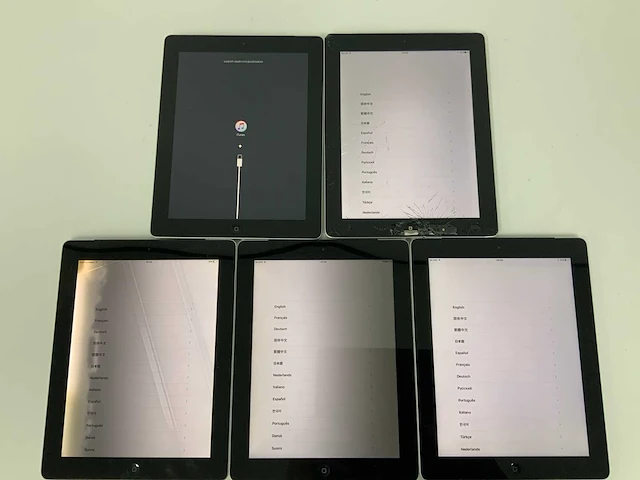 Apple - ipad 4 32gb black (5x) - afbeelding 1 van  5