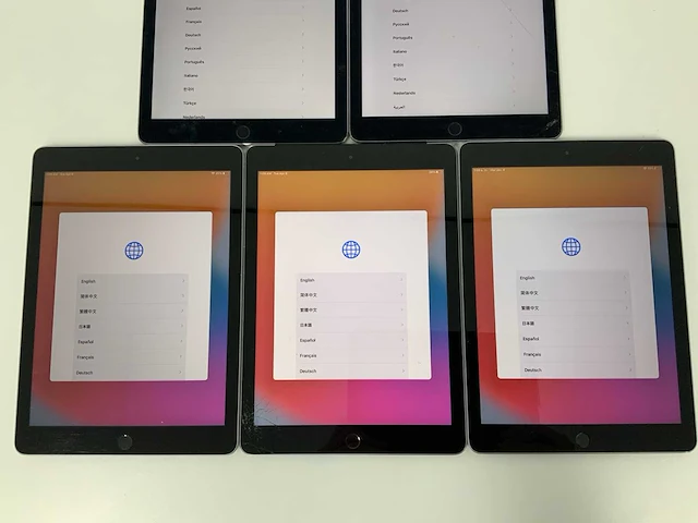Apple - ipad 5 32gb space gray + ipad pro 9.7-inch(2016) 32gb space gray (5x) - afbeelding 1 van  4