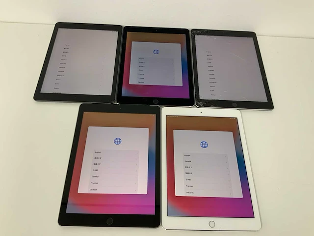 Apple - ipad 5/6/air/air 2 space gray/white fmi (5x) - afbeelding 1 van  3