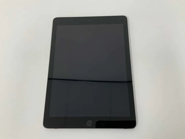 Apple - ipad 6 wifi 32gb space gray mr7f2nf/a - afbeelding 3 van  4