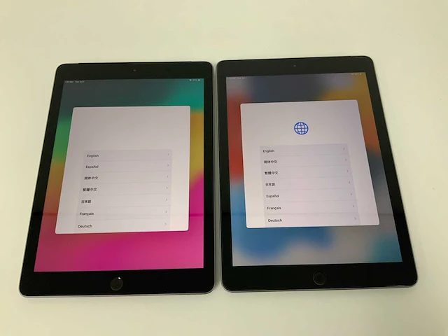 Apple - ipad 6th gen wifi+cellular 128gb space gray (2x) - afbeelding 1 van  3