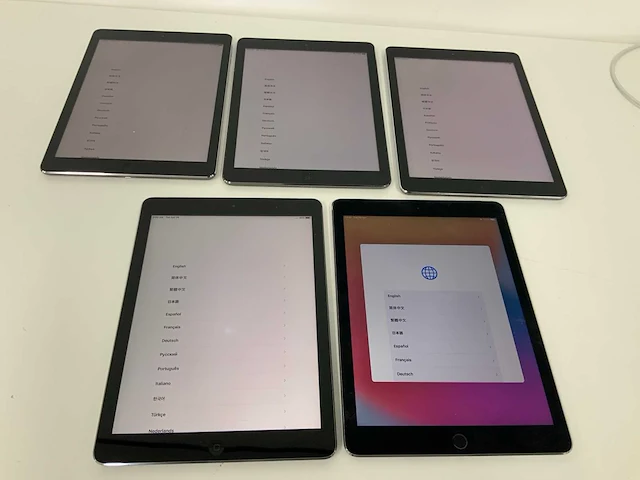 Apple - ipad air 1 16gb + air 2 128gb space gray (5x) - afbeelding 1 van  3