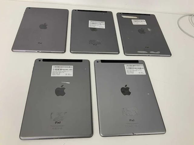 Apple - ipad air 1 16gb + air 2 128gb space gray (5x) - afbeelding 3 van  3