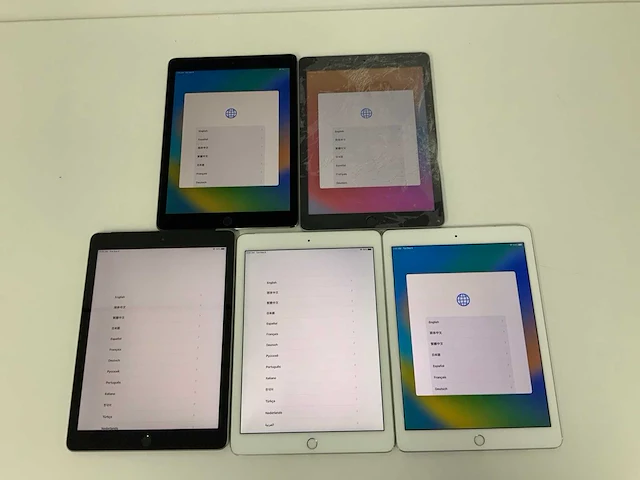 Apple - ipad air 2/ipad 5/ipad pro(2016) 9.7-inch space gray/silver fmi (5x) - afbeelding 1 van  5