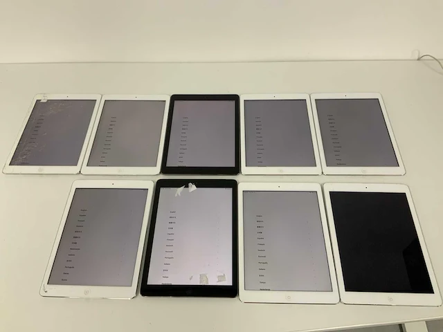 Apple - ipad air wifi + cellular 16gb silver/space gray fmi (9x) - afbeelding 1 van  3