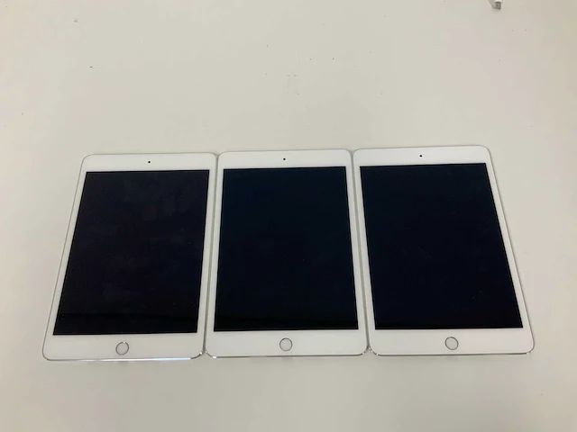 Apple - ipad mini 4 wifi 32/128gb silver (3x) - afbeelding 2 van  3
