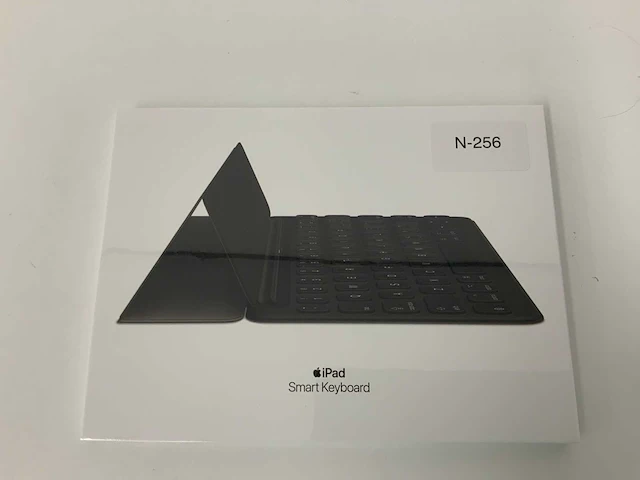 Apple - ipad pro 10.5-inch pro, ipad air, ipad 7/8 smart qwerty keyboard - afbeelding 1 van  2