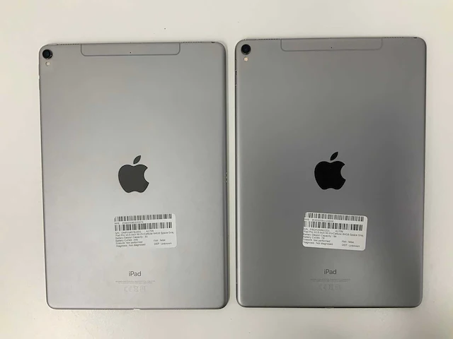 Apple - ipad pro 10.5-inch wifi+cellular 64gb space gray (2x) - afbeelding 3 van  3
