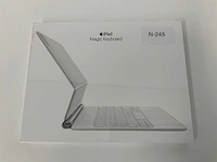 Apple - ipad pro 11-inch(1e, 2e, 3e generatie) & ipad air(4e generatie) magic qwertz keyboard white - afbeelding 1 van  2