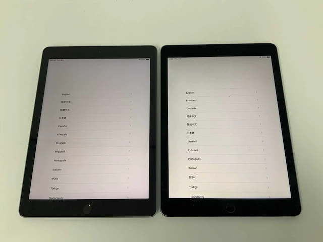 Apple - ipad pro 9.7-inch wifi + cellular & ipad 5 wifi 32gb space gray (2x) - afbeelding 1 van  3