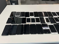 Apple - iphone - mobiele telefoon - afbeelding 3 van  6