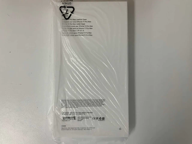 Apple - iphone 11 pro max leather case black - mx0e2zm/a (10x) - afbeelding 2 van  3