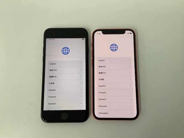 Apple - iphone 12 mini 64gb red + iphone se(2020) 2nd gen 64gb black (2x) - afbeelding 1 van  3