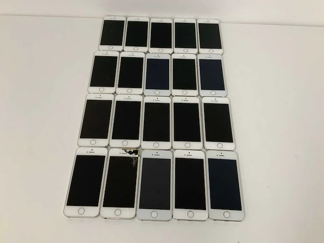 Apple - iphone 5s 16gb silver fmi (20x) - afbeelding 3 van  3