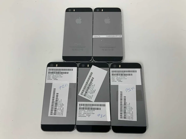 Apple - iphone 5s 16gb space gray (5x) - afbeelding 3 van  3